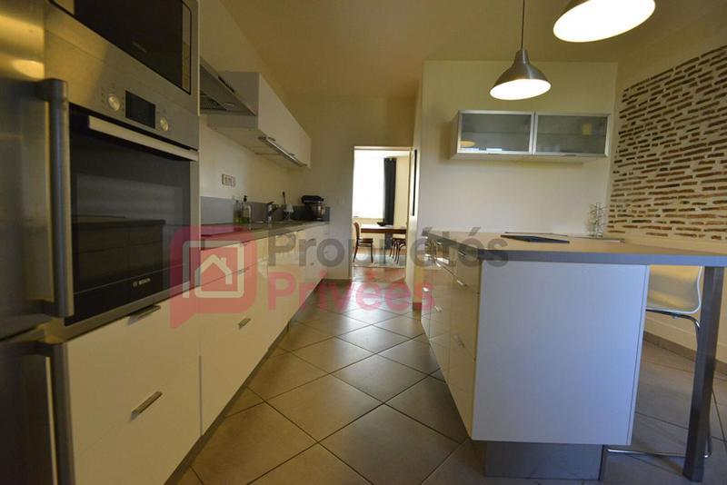 Maison - 180 m² - 9 pièces