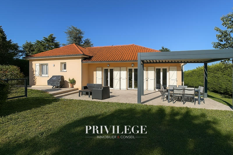 Maison - 184 m² - 6 pièces
