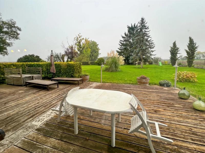 Propriété - 180 m² - 5 pièces