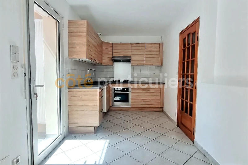 Maison - 197 m² - 10 pièces