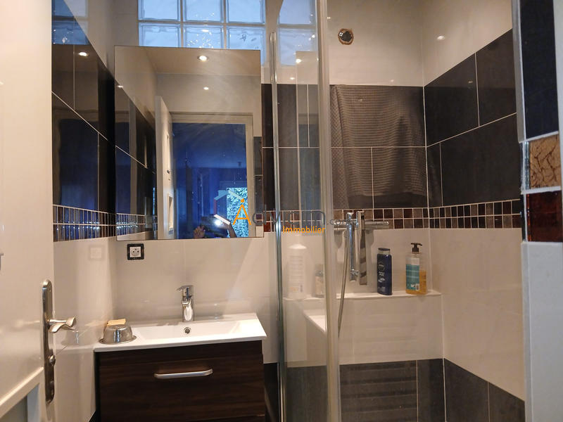 Maison - 192 m² - 6 pièces