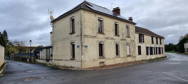 Maison - 230 m² - 7 pièces