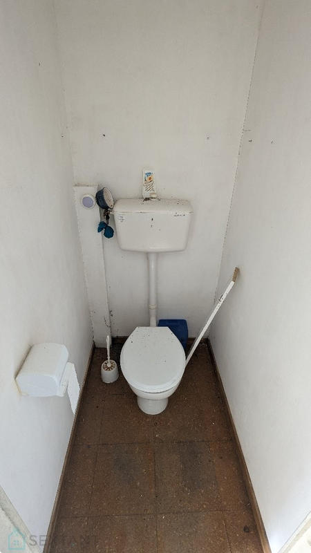 Maison - 335 m² - 15 pièces