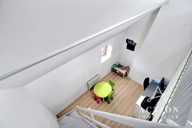 Maison - 92 m² - 4 pièces