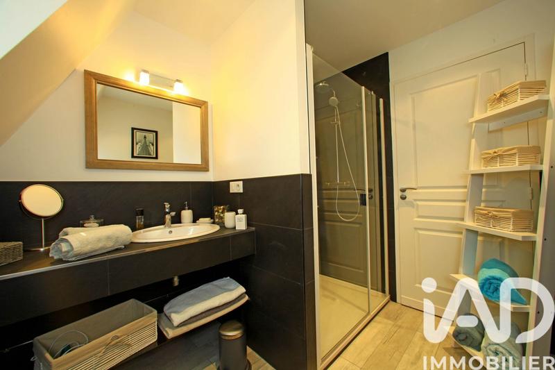 Maison - 760 m² - 21 pièces