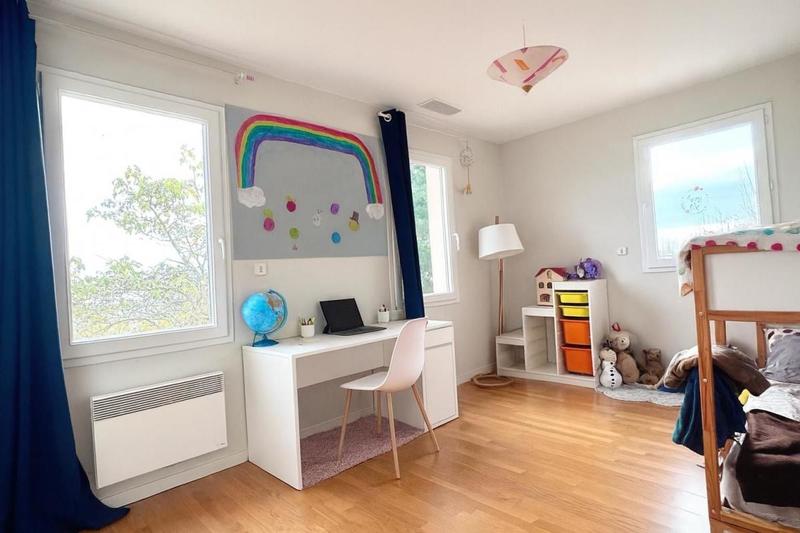 Maison - 245 m² - 6 pièces