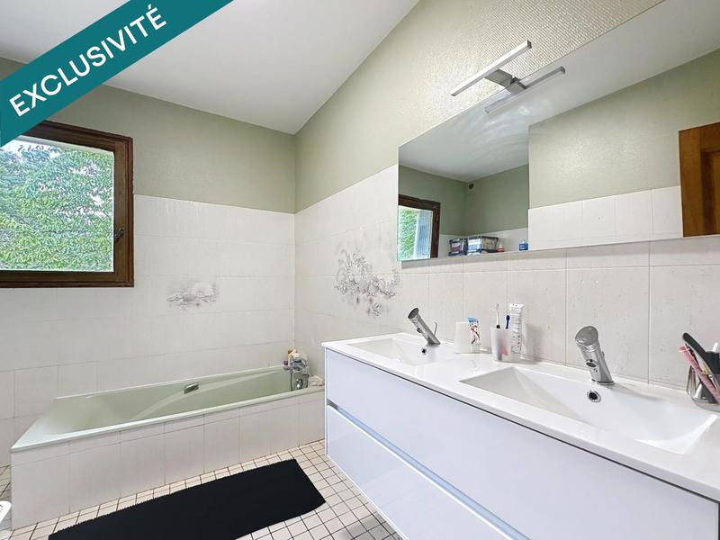 Maison - 143 m² - 6 pièces