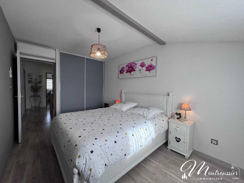 Maison traditionnelle - 100 m² - 4 pièces