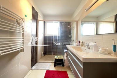 Appartement - 77 m² - 3 pièces