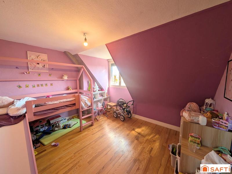 Maison - 192 m² - 8 pièces