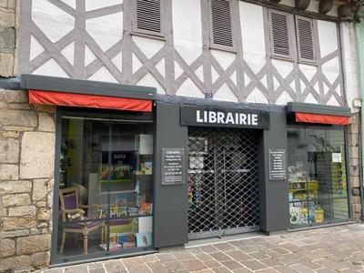 Immeuble - 151 m² - 6 pièces