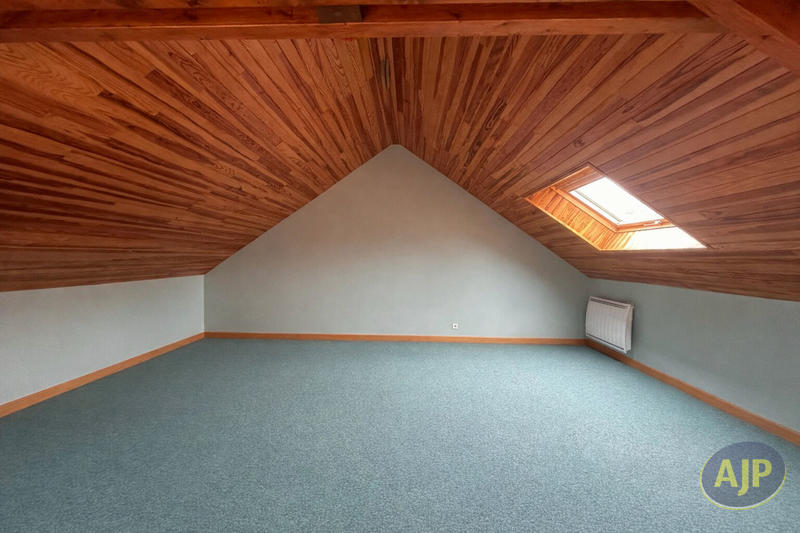 Maison - 145 m² - 5 pièces