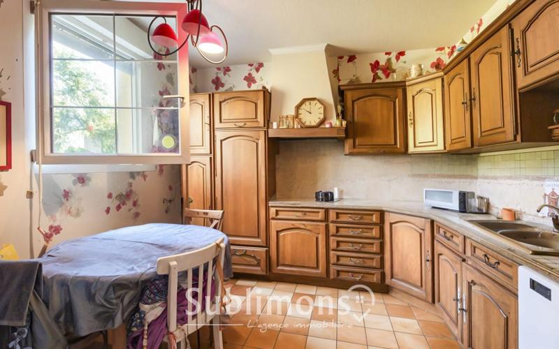 Maison ancienne - 198 m² - 9 pièces