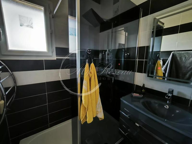 Maison de village - 140 m² - 5 pièces