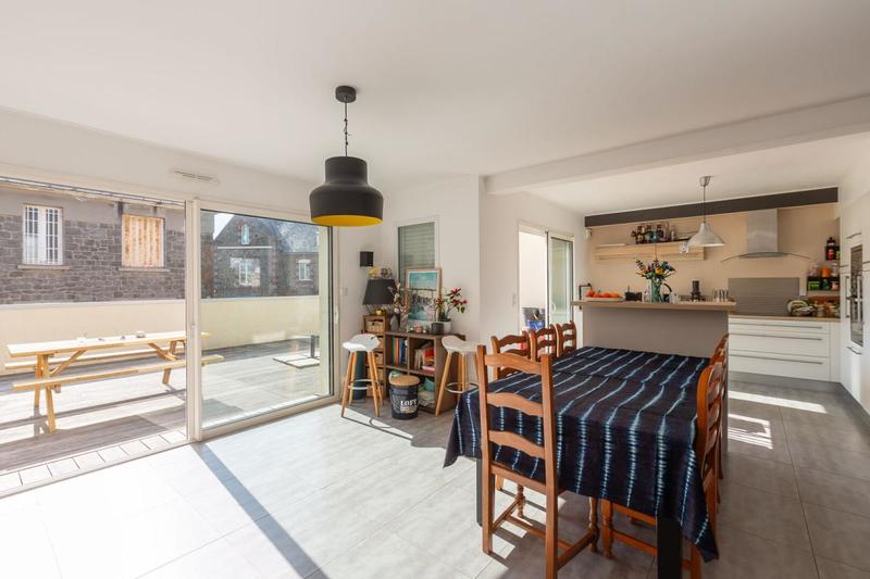 Maison - 120 m² - 5 pièces