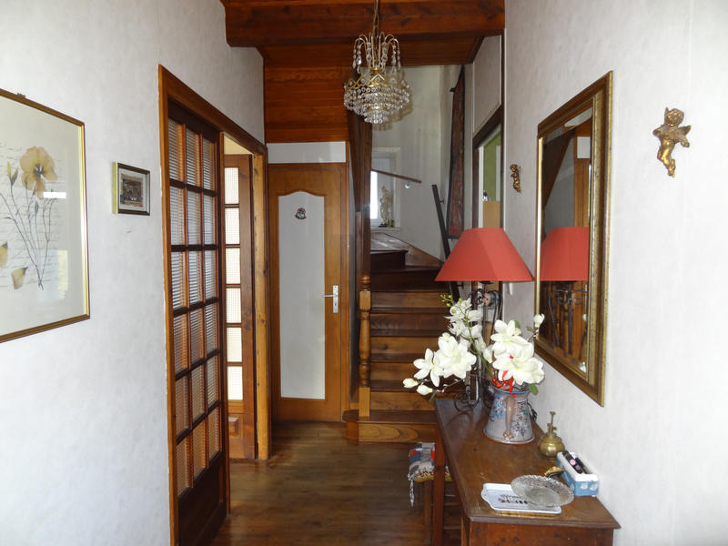 Maison - 96 m² - 4 pièces