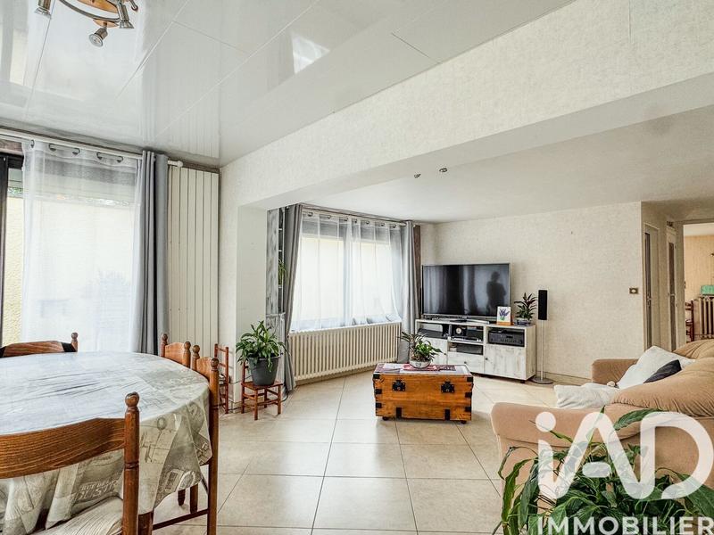 Maison - 120 m² - 4 pièces