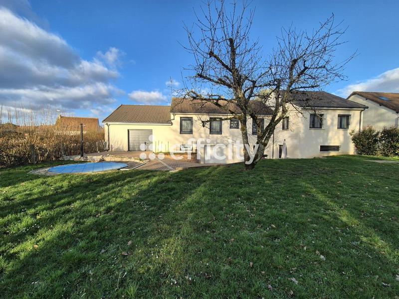 Pavillon - 140 m² - 5 pièces