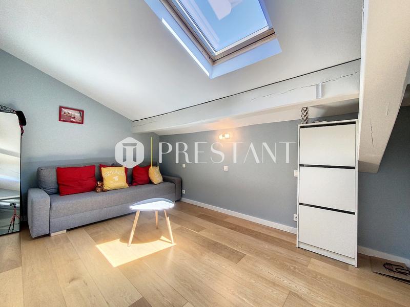 Maison - 301 m² - 11 pièces