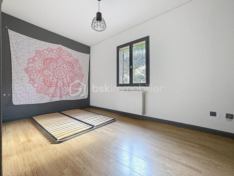 Maison - 107 m² - 6 pièces