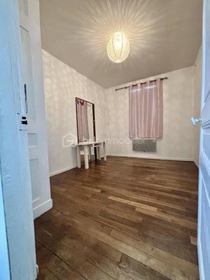 Maison traditionnelle - 66 m² - 4 pièces