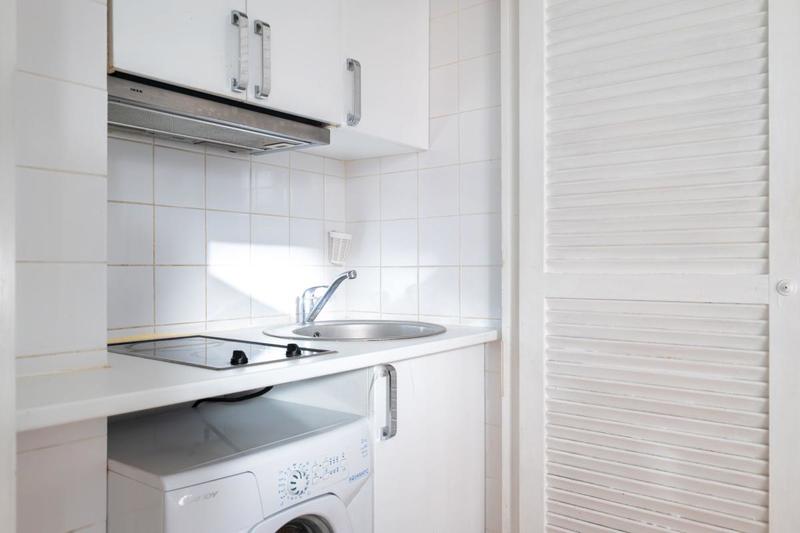 Studio - 14 m² - 1 pièce