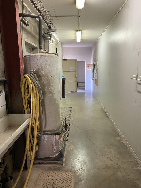 Local commercial - 840 m²