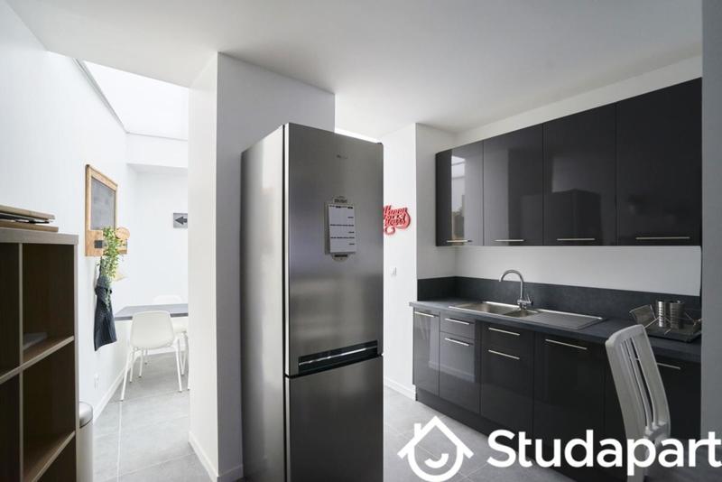 Chambre - 11 m² - 1 pièce