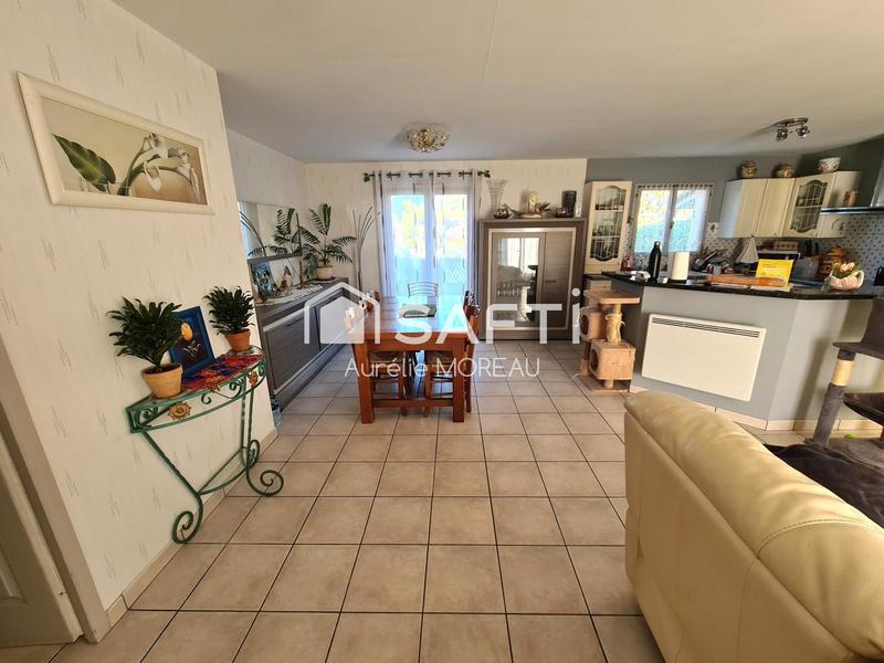 Maison - 185 m² - 8 pièces