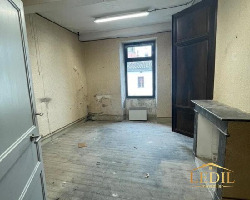 Local commercial - 211 m² - 1 pièce