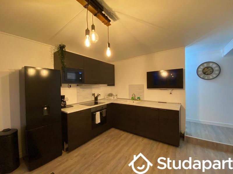 Chambre - 13 m² - 1 pièce