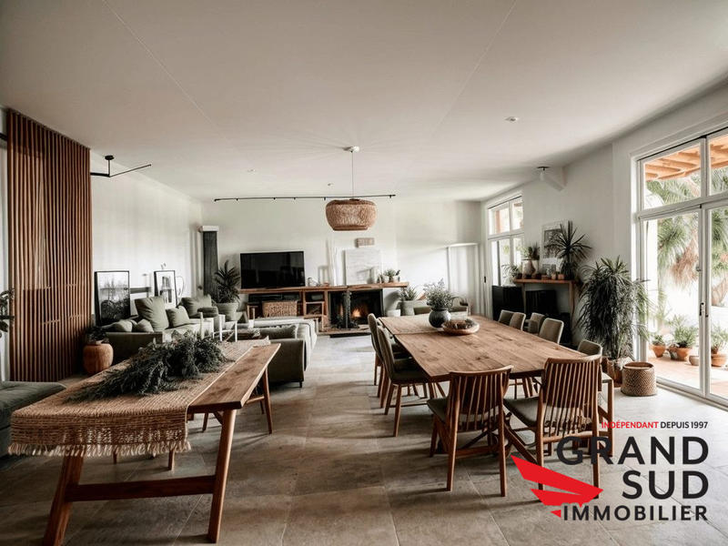 Maison - 160 m² - 5 pièces