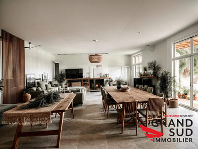 Maison - 160 m² - 5 pièces