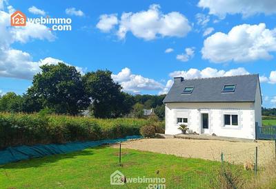 Maison - 74 m² - 5 pièces