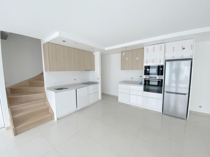 Maison - 92 m² - 4 pièces