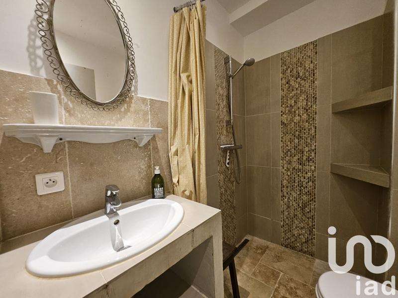 Maison - 323 m² - 12 pièces