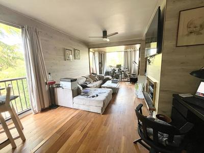 Appartement - 98 m² - 4 pièces