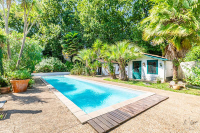 Maison - 209 m² - 6 pièces