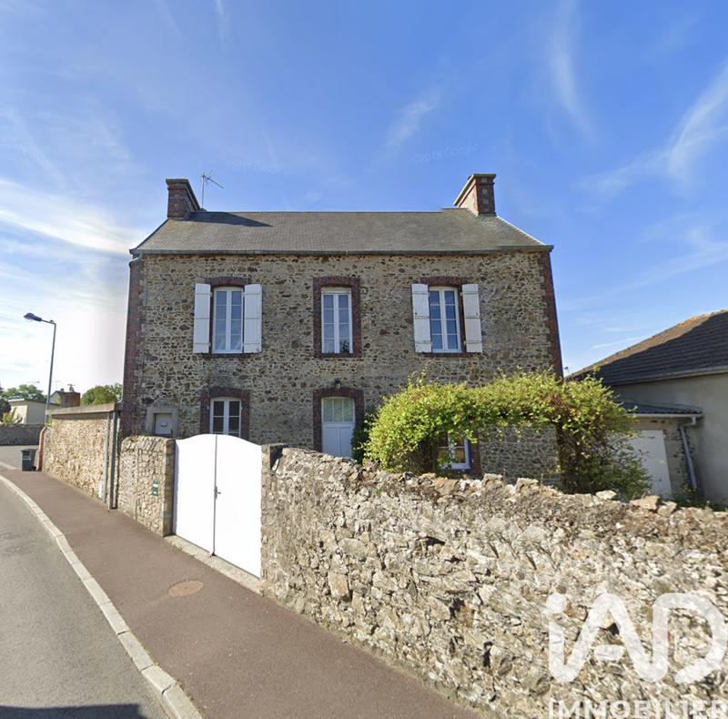 Maison - 130 m² - 8 pièces