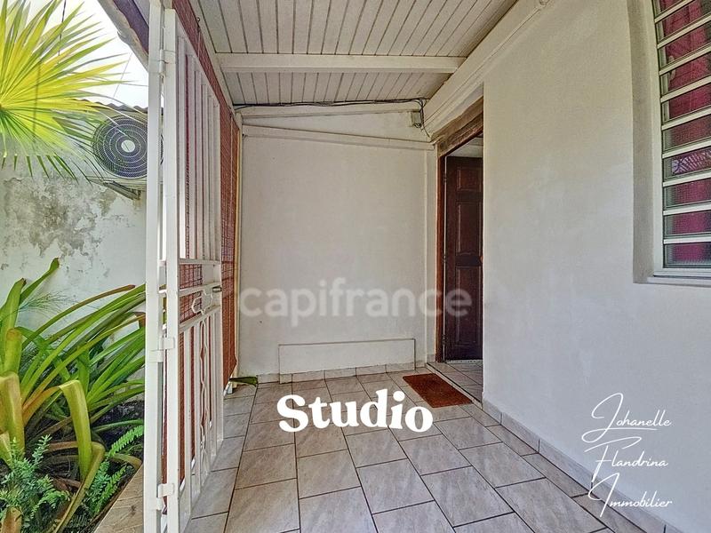 Maison - 184 m² - 9 pièces