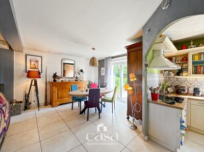 Maison - 137 m² - 6 pièces