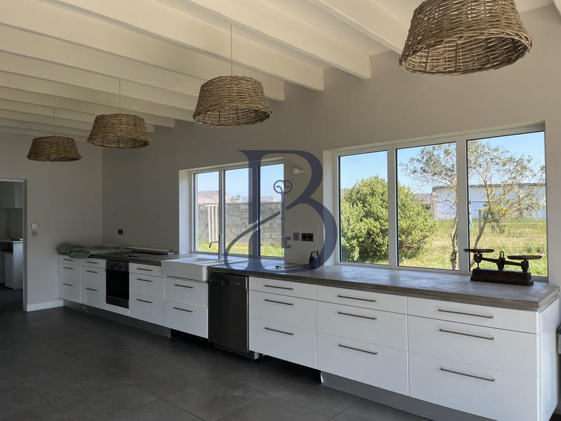 Maison - 195 m² - 8 pièces