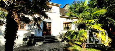 Maison - 170 m² - 6 pièces