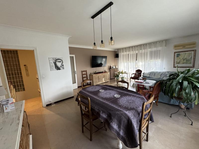 Maison - 176 m² - 7 pièces