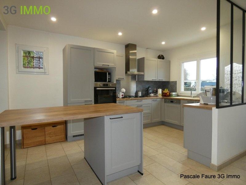 Maison traditionnelle - 152 m² - 7 pièces