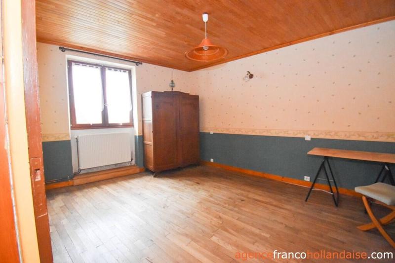 Maison - 117 m² - 9 pièces