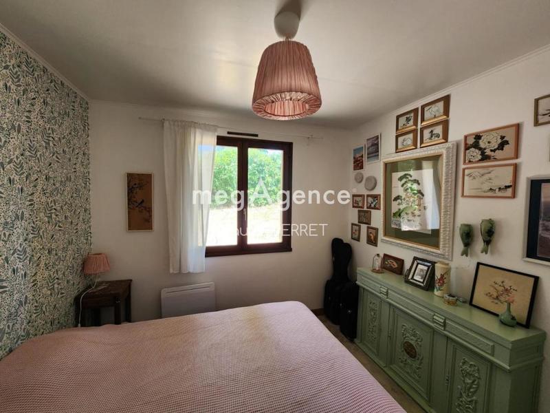 Maison traditionnelle - 143 m² - 7 pièces