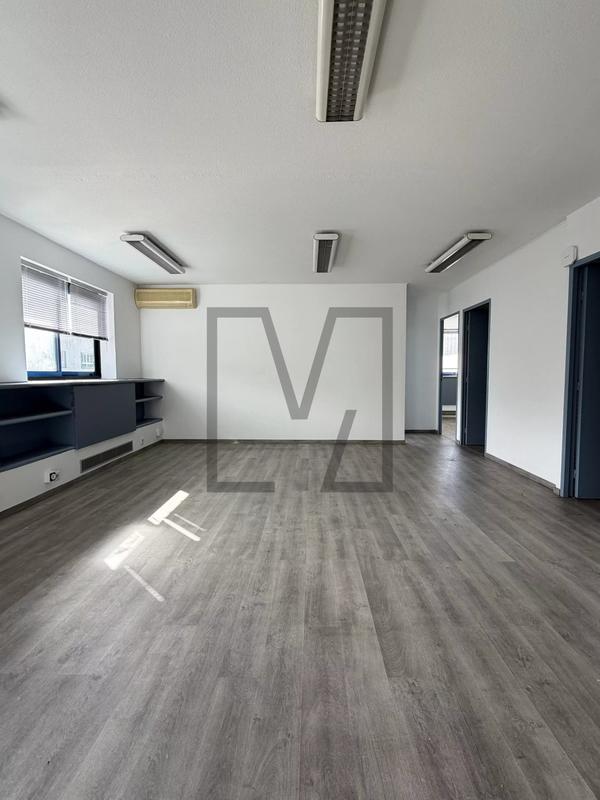 Local d'activités - 94 m² - 4 pièces