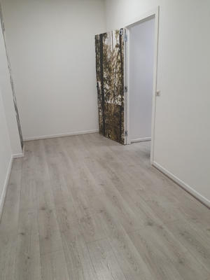 Bureau - 15 m² - 5 pièces