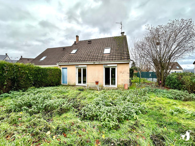 Maison - 93 m² - 4 pièces